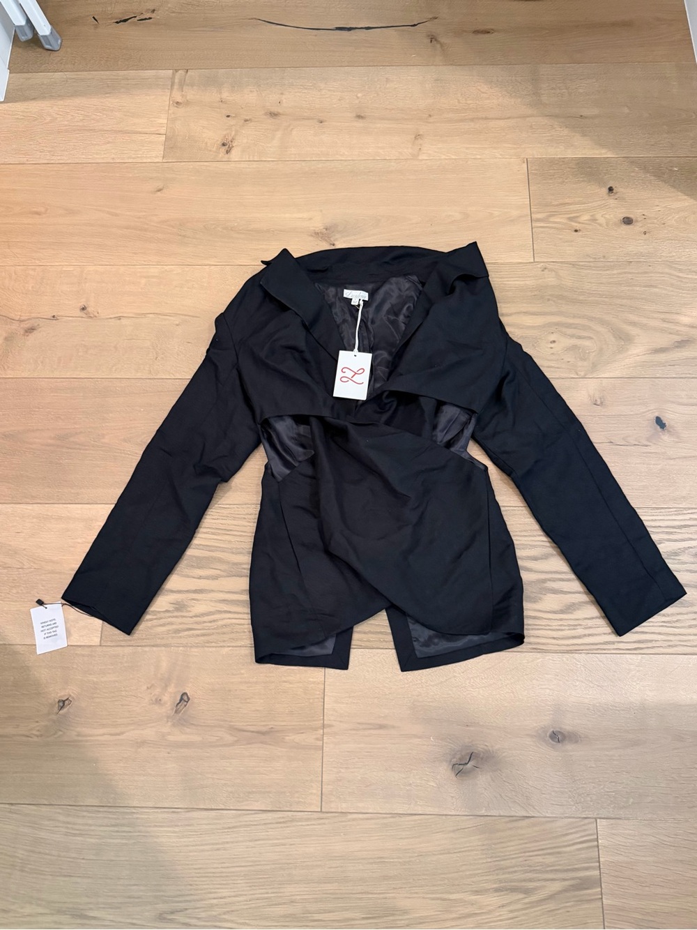 L’Academie Cutout Emmy Blazer Black